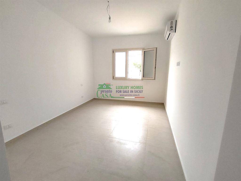 appartamento in vendita a Comiso in zona Pedalino