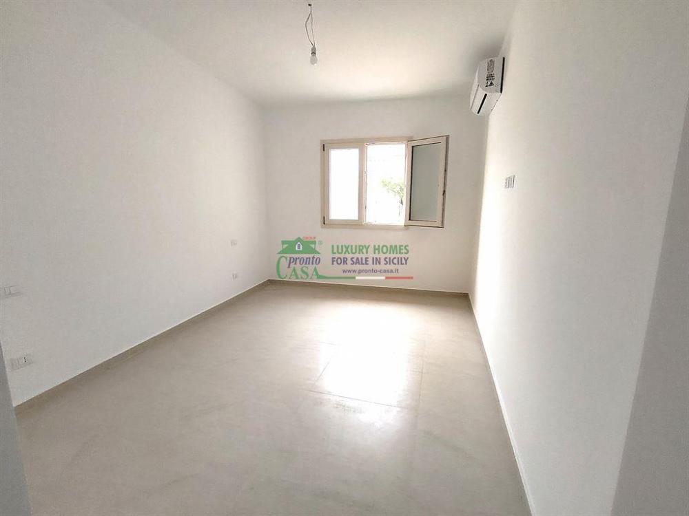 appartamento in vendita a Comiso in zona Pedalino