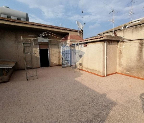 casa indipendente in vendita a Comiso