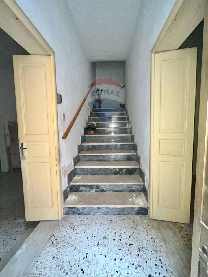 casa indipendente in vendita a Comiso in zona Centro Storico