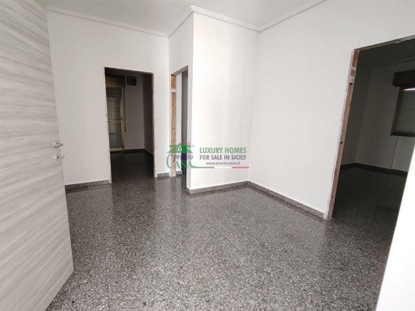 appartamento in vendita a Comiso in zona Centro Storico