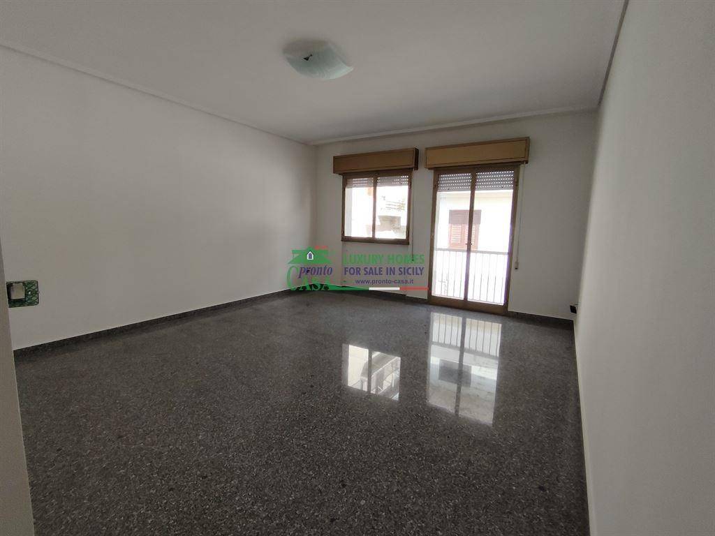 appartamento in vendita a Comiso in zona Centro Storico