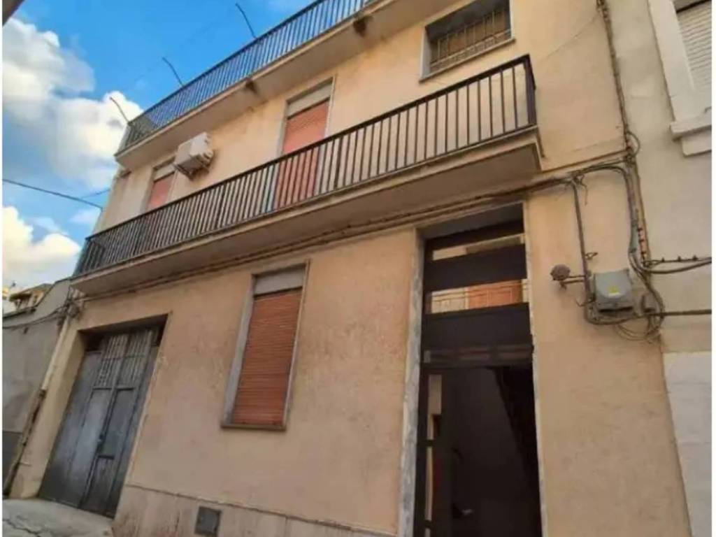 casa indipendente in vendita a Comiso