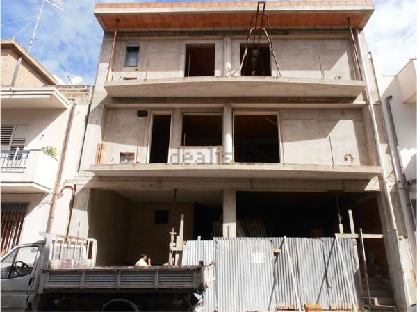 casa indipendente in vendita a Comiso