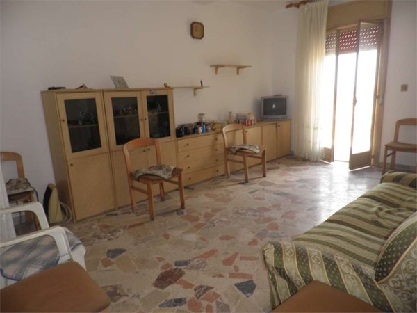 casa indipendente in vendita a Comiso in zona Centro Storico