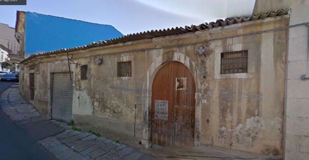 casa indipendente in vendita a Comiso