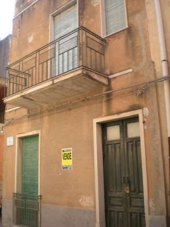 casa indipendente in vendita a Comiso