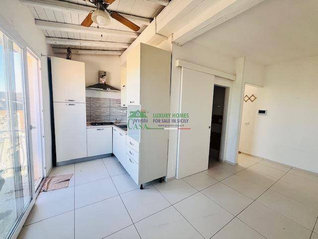 casa indipendente in vendita a Comiso