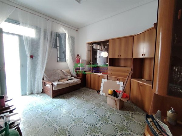 casa indipendente in vendita a Comiso