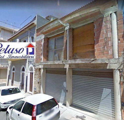 casa indipendente in vendita a Comiso