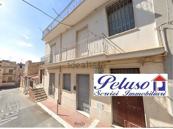 casa indipendente in vendita a Comiso in zona Centro Storico