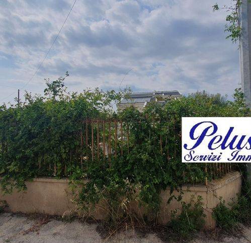 casa indipendente in vendita a Comiso