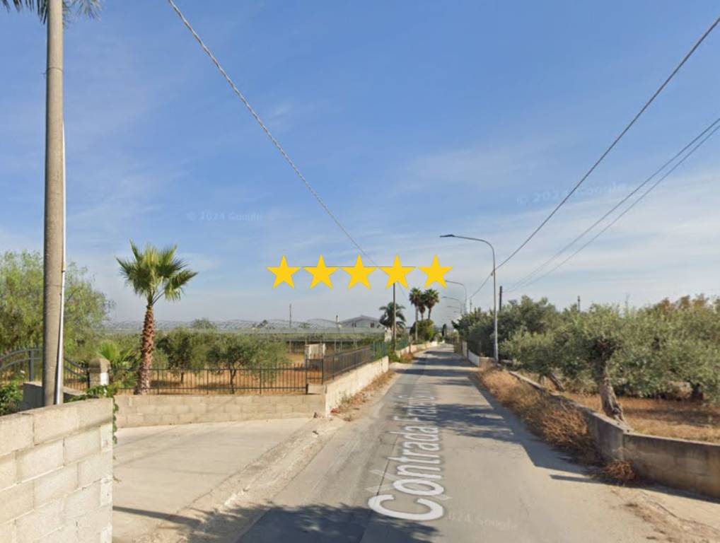 casa indipendente in vendita a Comiso