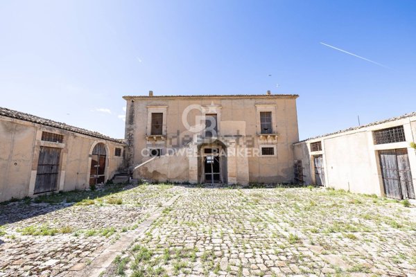 casale in vendita a Comiso