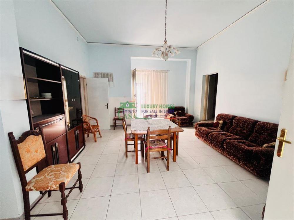 casa indipendente in vendita a Comiso in zona Centro Storico