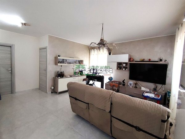 casa indipendente in vendita a Comiso in zona Centro Storico