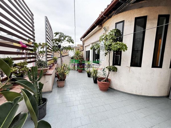 casa indipendente in vendita a Comiso in zona Centro Storico