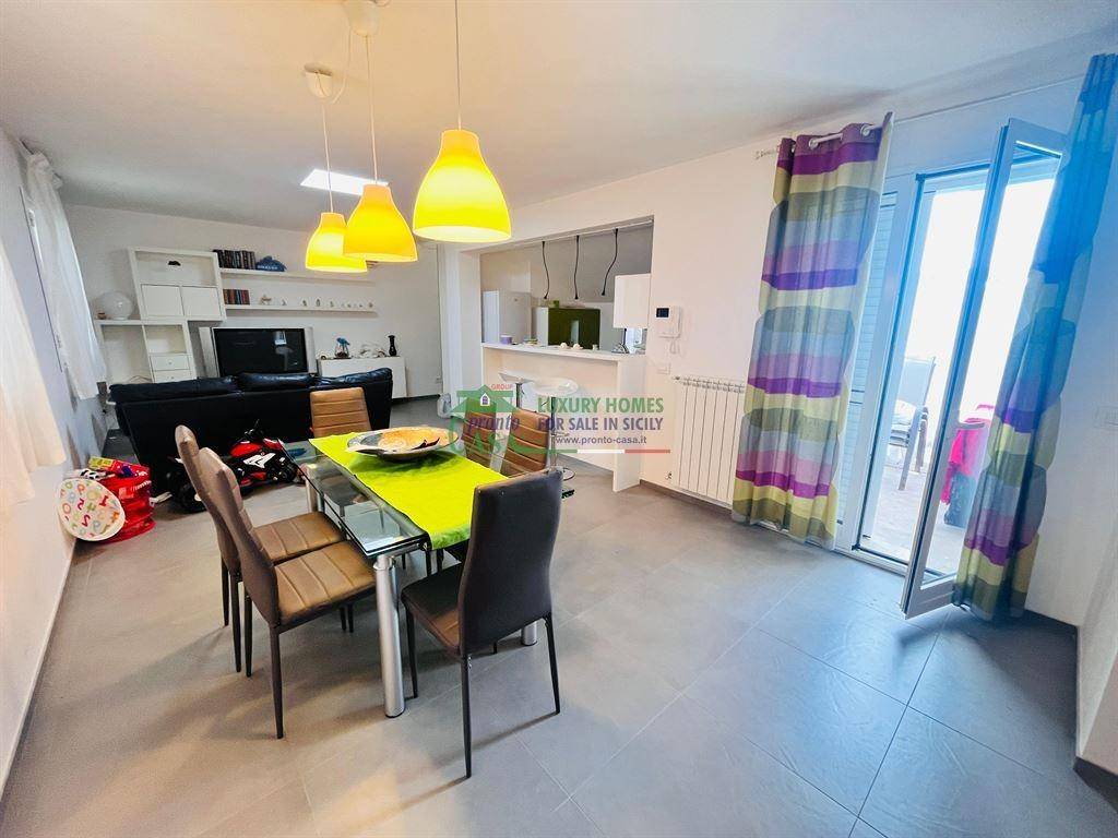 appartamento in vendita a Comiso
