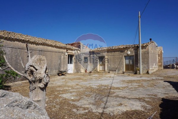 villa in vendita a Comiso