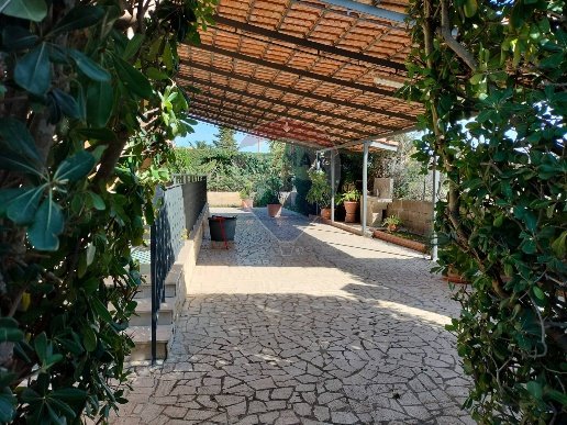 casa indipendente in vendita a Comiso