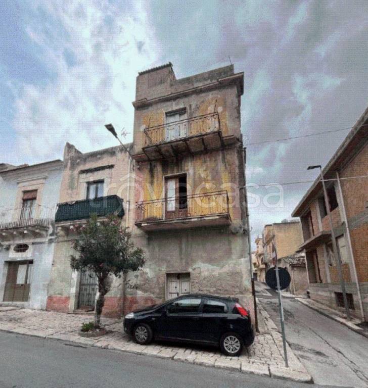 appartamento in vendita a Comiso