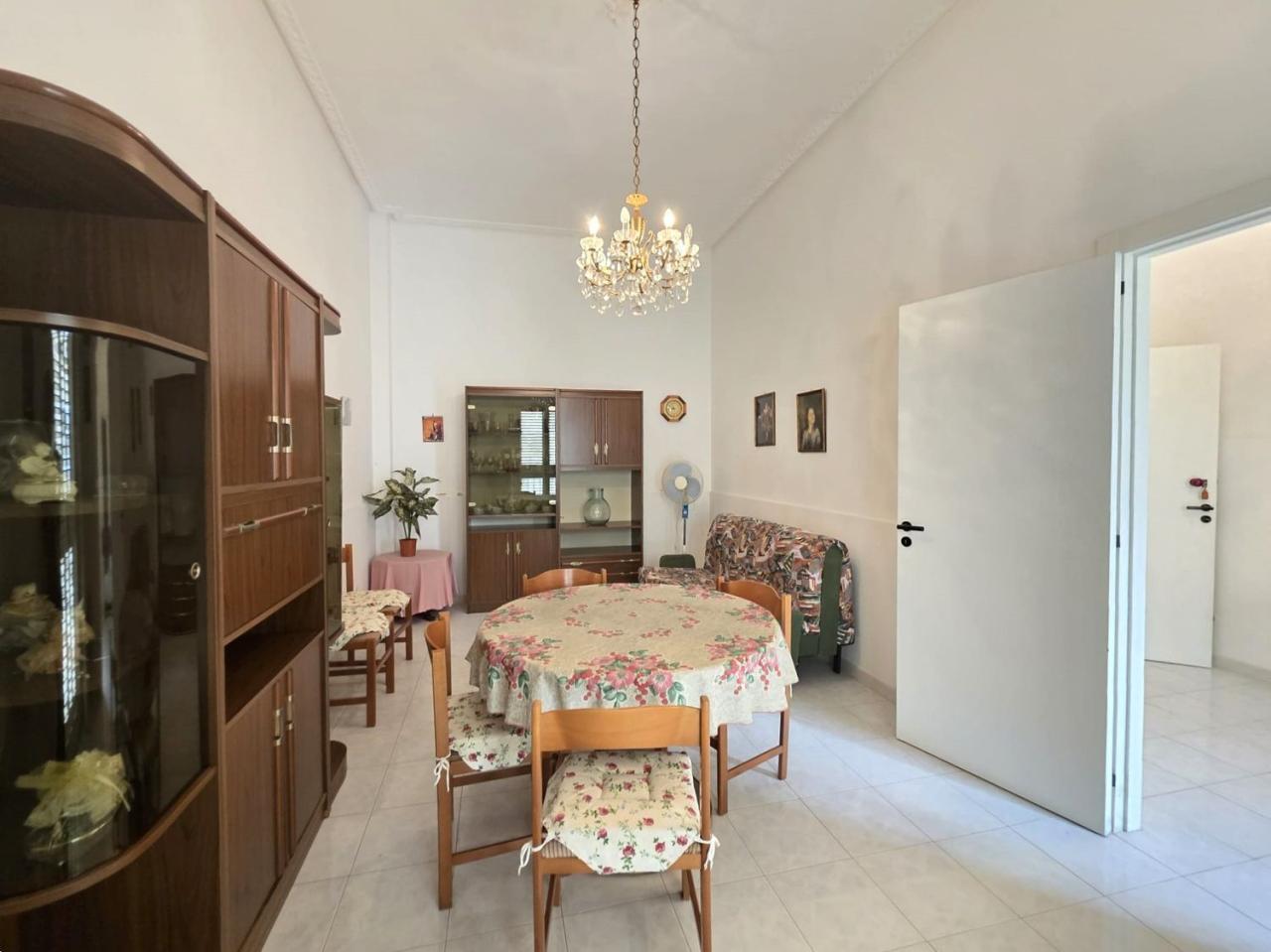 casa indipendente in vendita a Comiso in zona Centro Storico