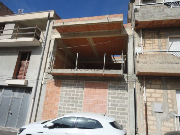 appartamento in vendita a Comiso in zona Centro Storico