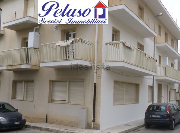 appartamento in vendita a Comiso in zona Centro Storico
