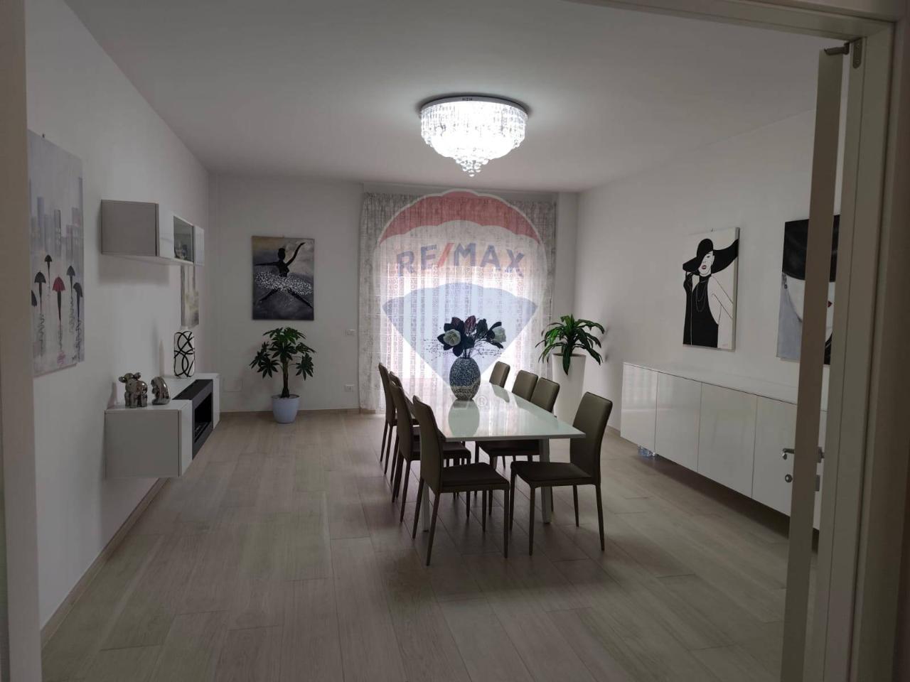 appartamento in vendita a Comiso in zona Centro Storico