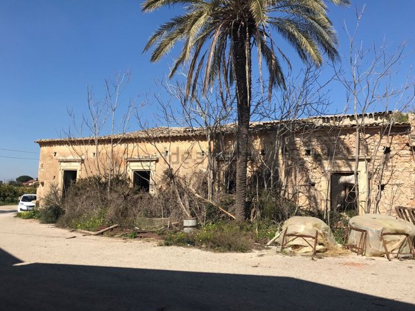 appartamento in vendita a Comiso in zona Pedalino