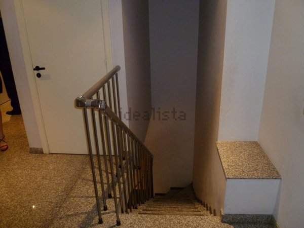 locale commerciale in vendita a Comiso