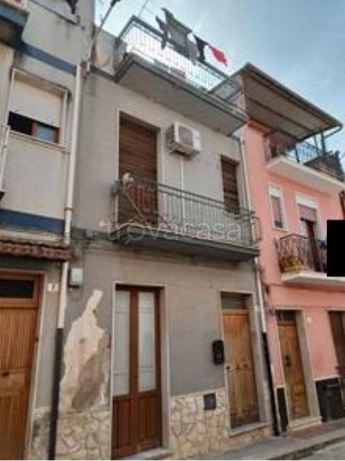 appartamento in vendita a Comiso