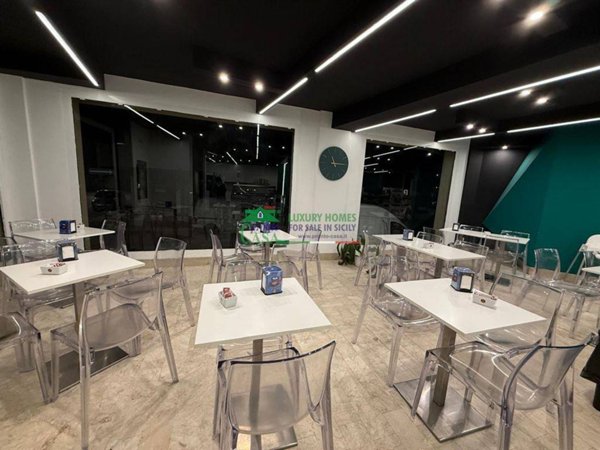 negozio in vendita a Comiso