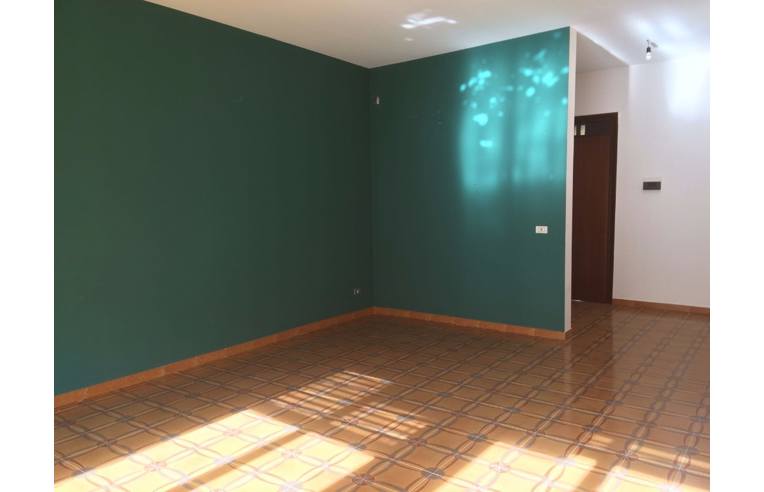 appartamento in vendita a Comiso in zona Centro Storico