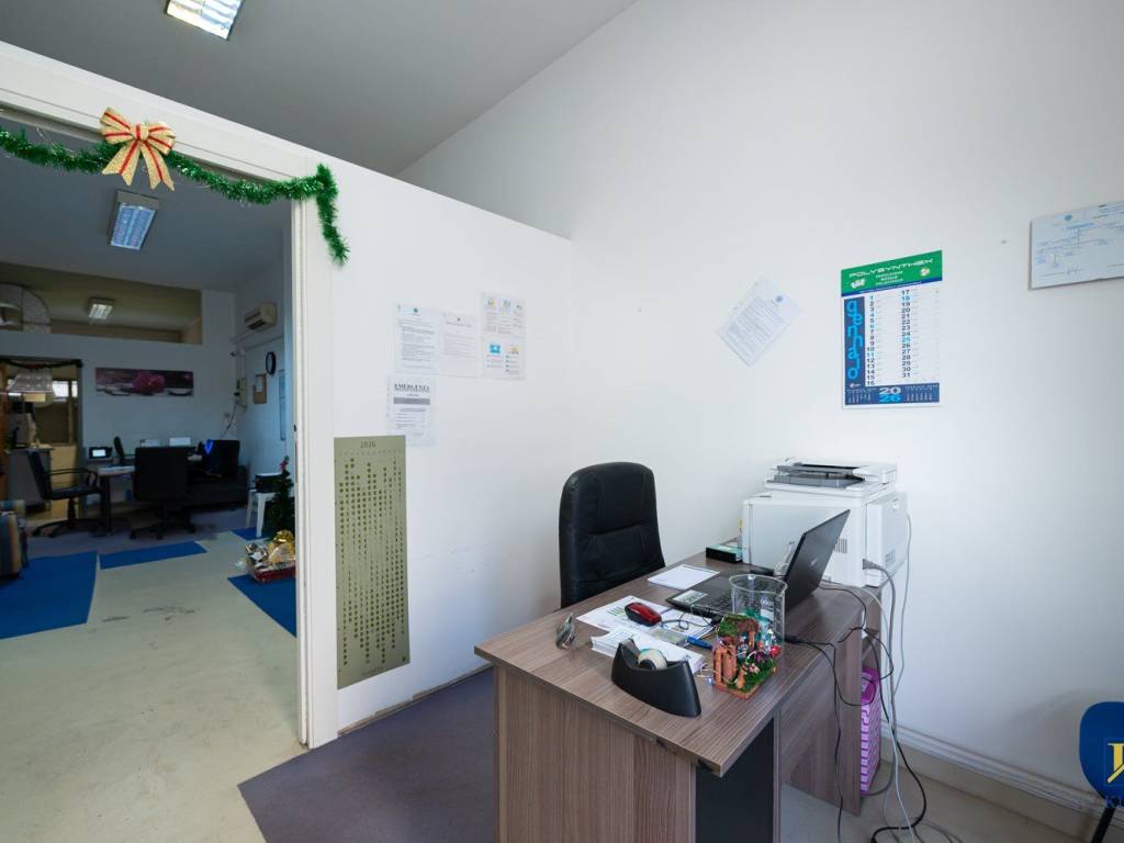 ufficio in vendita a Comiso