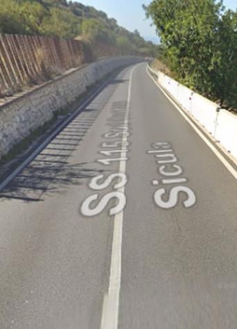 negozio in vendita a Comiso