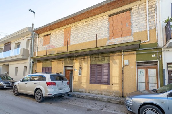 casa indipendente in vendita a Comiso in zona Pedalino