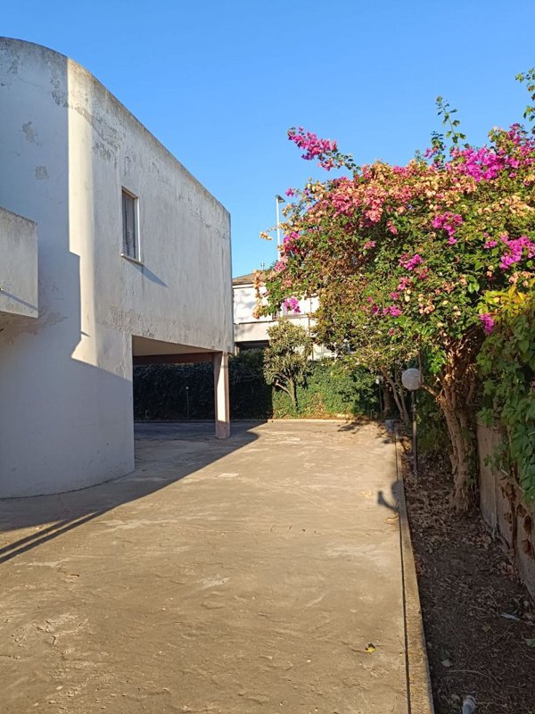 casa indipendente in vendita a Comiso in zona Pedalino