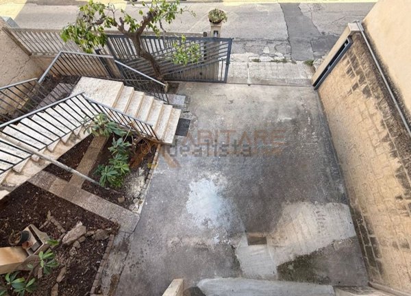 casa indipendente in vendita a Comiso