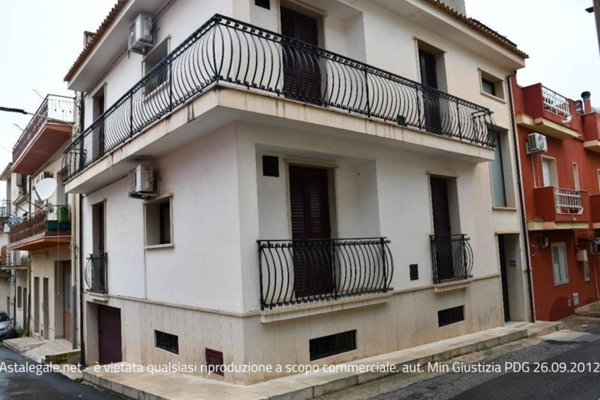 appartamento in vendita a Comiso