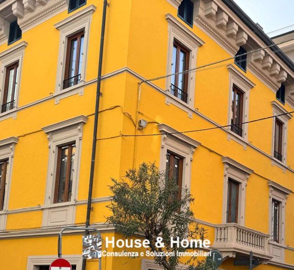 appartamento in vendita a Comiso in zona Centro Storico