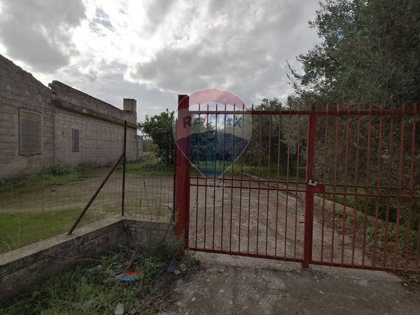 casa indipendente in vendita a Comiso