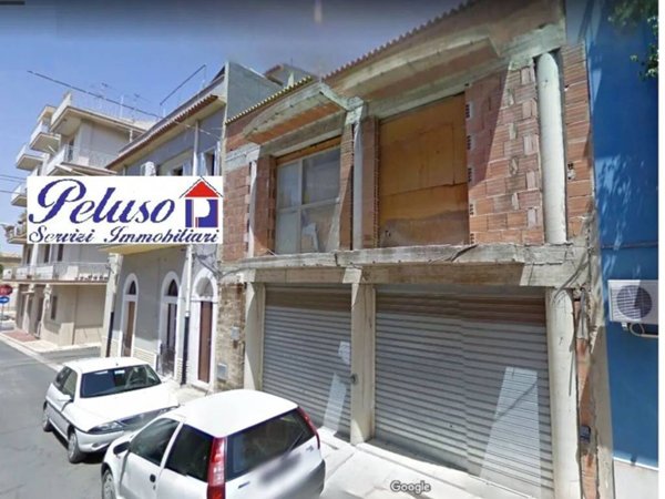 casa indipendente in vendita a Comiso