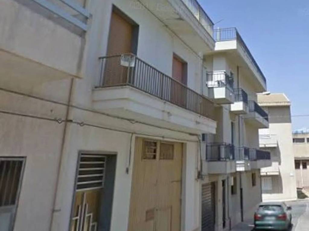 casa indipendente in vendita a Comiso