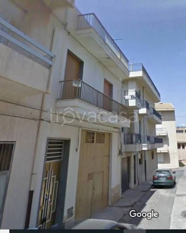 casa indipendente in vendita a Comiso