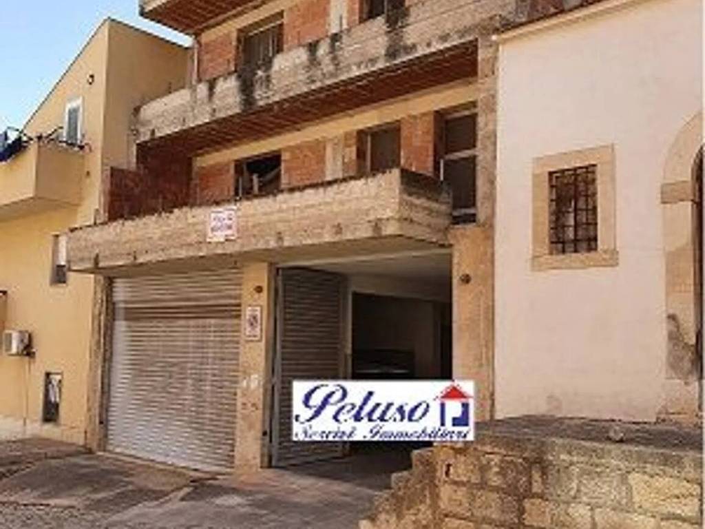 casa indipendente in vendita a Comiso in zona Centro Storico