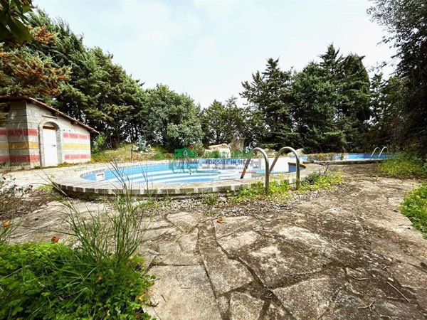 casa indipendente in vendita a Comiso