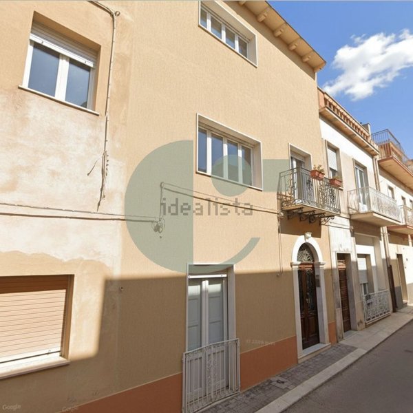 casa indipendente in vendita a Comiso