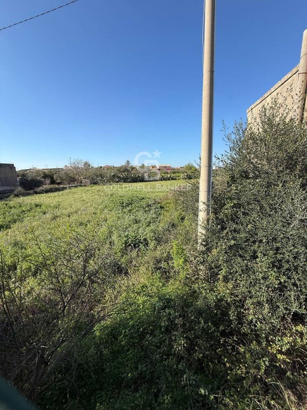 terreno edificabile in vendita a Comiso in zona Centro Storico