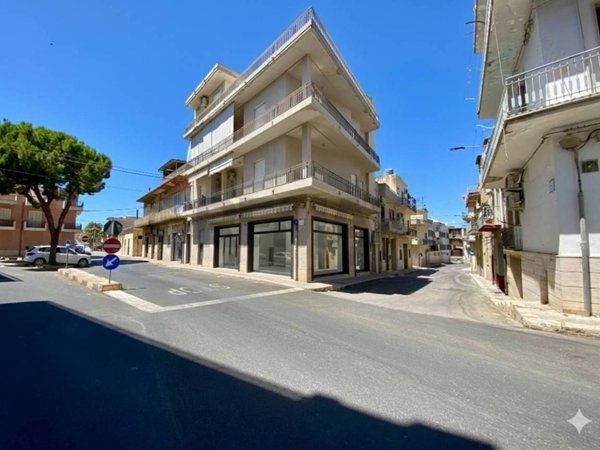 appartamento in vendita a Comiso in zona Centro Storico